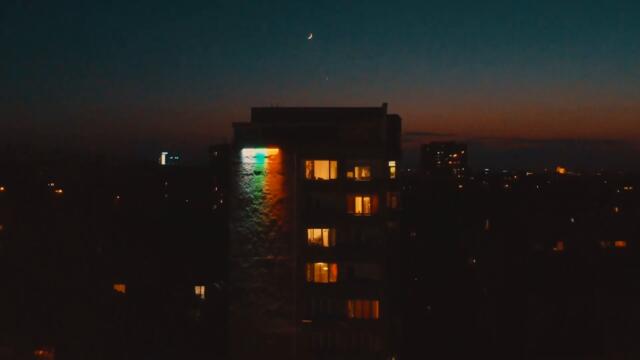 Маратон с Белия Заек - Трейлър