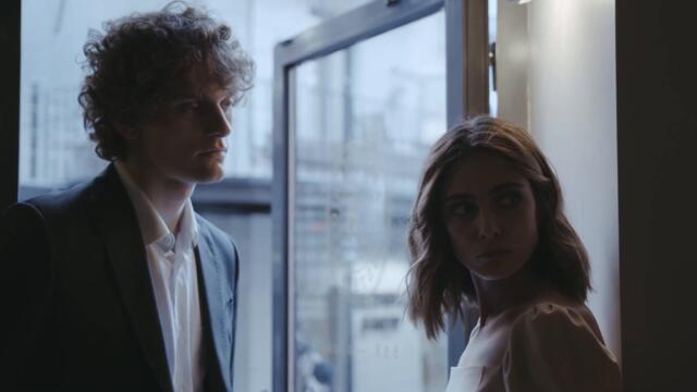 Elle est du sud - André Éthève (English, Ελληνικοί, Български, Portugues, Italiano...)