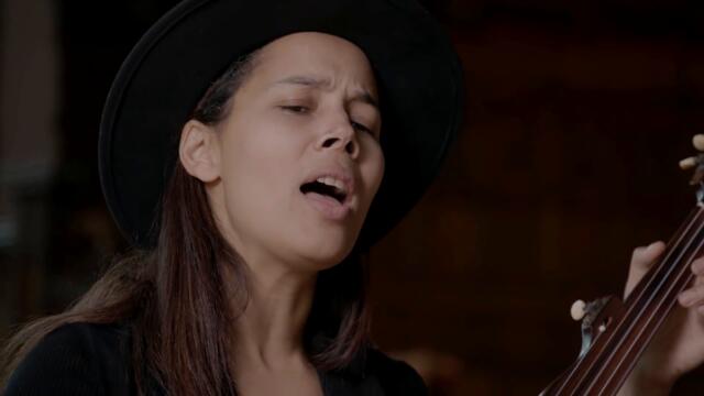Rhiannon Giddens - Wayfaring Stranger