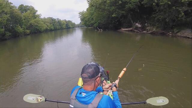 Great Scenery, BLOOD & Smallmouth Bass | KayakBassFishing BigBaitPosse