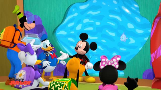 Mickey Mouse Funhouse - Goldfish Goofy EXCLUSIVE CLIP