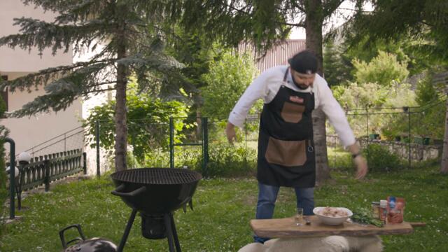 Прв пат со братми во видео! 😮 Правиме Пилешки Крилца 🍗 Готвиме Со Фичо 2021