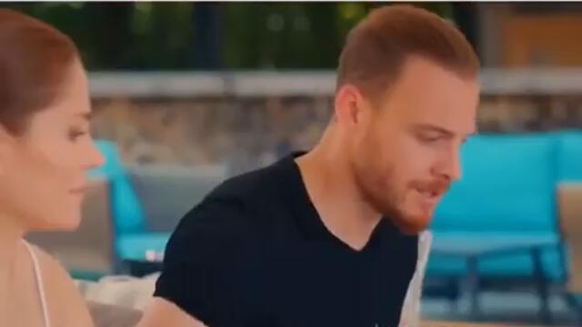 Безумно ревнует Серкана😂❤️/Постучись в мою дверь