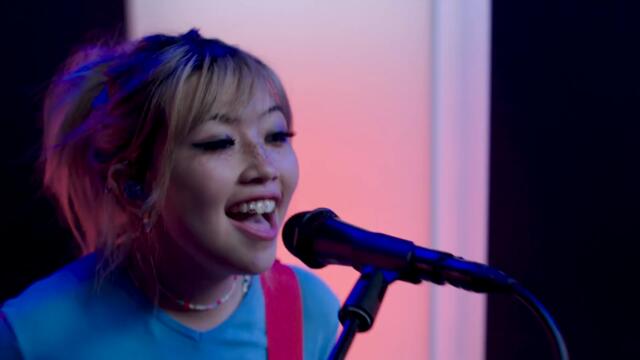 Beabadoobee - Cologne (Live) | Vevo Studio Performance