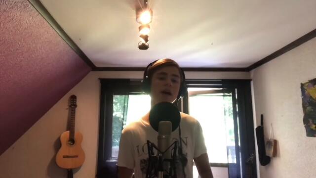 Fly me to the moon - Cover by Noa Petersson