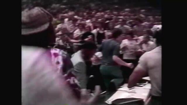 Bob Lanier Fights a Fan During Chaotic Pistons-Warriors Playoff Brawl (Full Sequence)