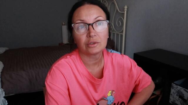 Муж принцессы Евгении на яхте с девицами / Меган Маркл президент США