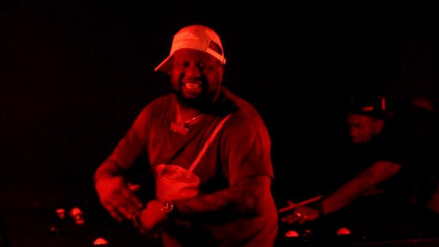 JuanHunnit - "HITRAFFIC" prod by Double R (OFFICIAL VIDEO)