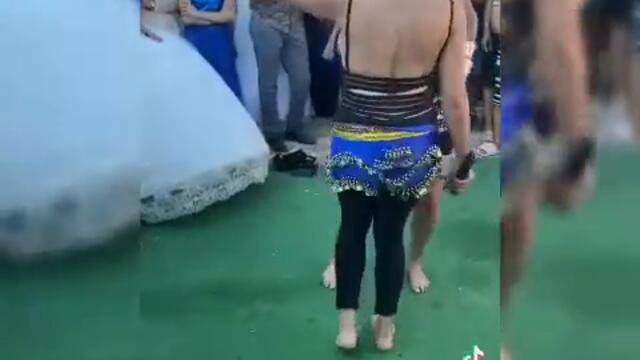 ново роксана върти як кючек мих 2021 г..