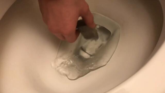 how to create a HYDROPHOBIC self cleaning toilet!!!