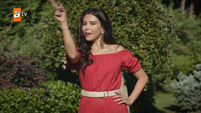 Şahin, Nazlı'nın kanalındaki takipçilere merhaba diyor! - @Baş Belası  10  Bölüm