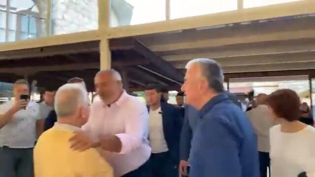 Бойко Борисов : Срещнах се с над 450 симпатизанти на ГЕРБ-СДС в Разград