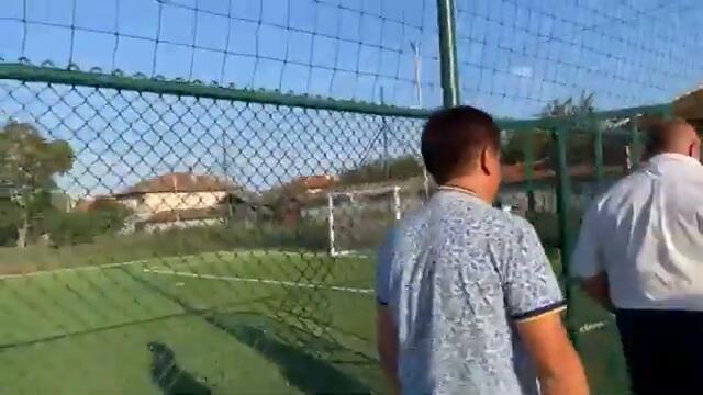 Бойко Борисов-Село Цонево вече разполага с ново игрище за мини футбол.