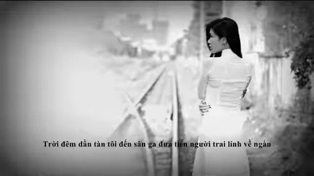 Tàu đêm năm cũ-Hương Lan