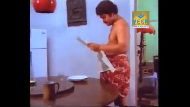 Mohanlal Making Fun With Chicken || Boeing Boeing Malayalam Movie