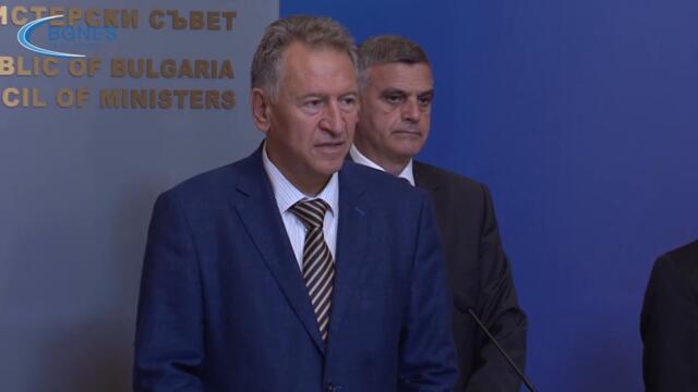 Кацаров: Увеличава се противоепидемичната обстановка с 3 месеца