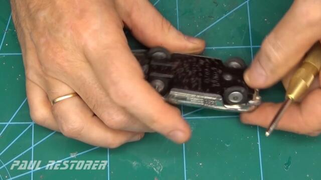 Corgi renowacja Mercedes 300sl Hardtop Roadster nr 304s. Zabawka model odlewany.