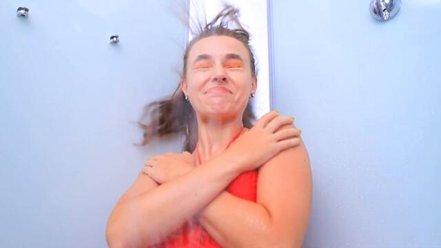 Построили аквапарк дома!