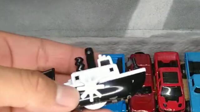 #Shorts Unboxing Mickey Mouse Disney Steamboat Hot Wheels 🔥😎