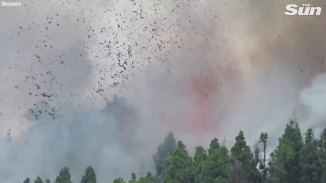 Volcano erupts on La Palma in Canary Islands after 1000 earthquakes detected