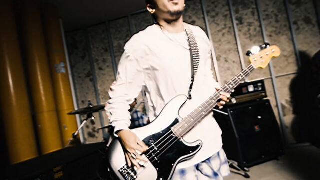 The BONEZ-Rusted Car-【Official Video】