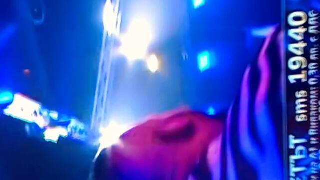 букетът е секси според Азис