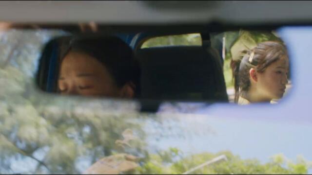 庸俗救星｜世界太大 Colossal World【Official Video】