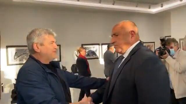 Бойко Борисов на откриването на галерията на Вежди Рашидов