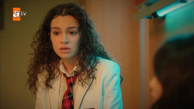 Cemile, ablasının öldüğünü öğreniyor 😭 - Kardeşlerim 22. Bölüm