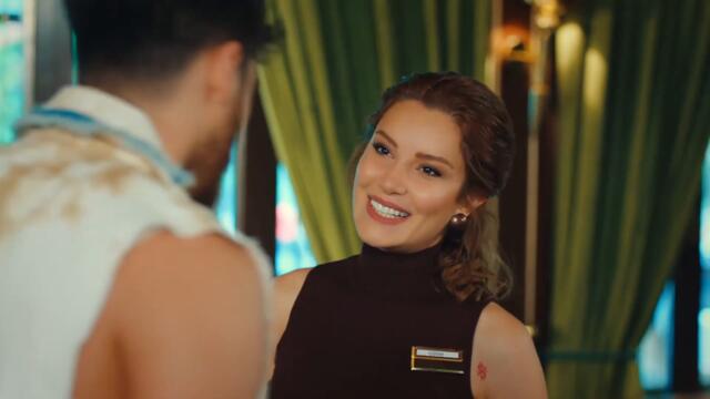 Özgür Röportajda - Bay Yanlış