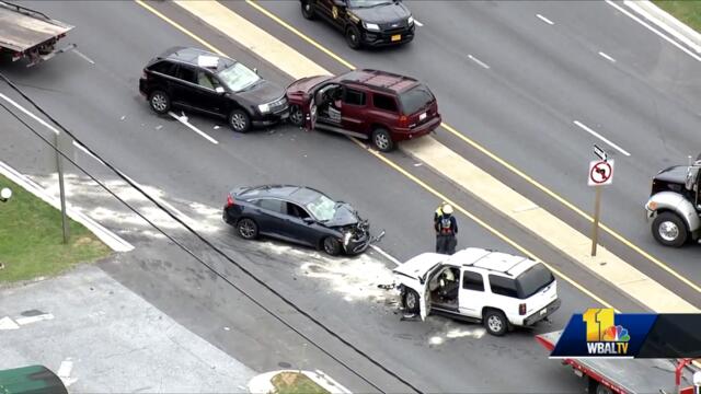 6 vehicles collide on Route 140 in Finksburg