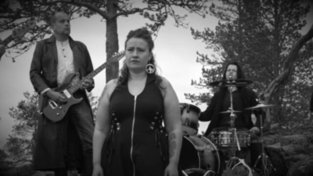 Rietas - Raunioilla (OFFICIAL VIDEO)