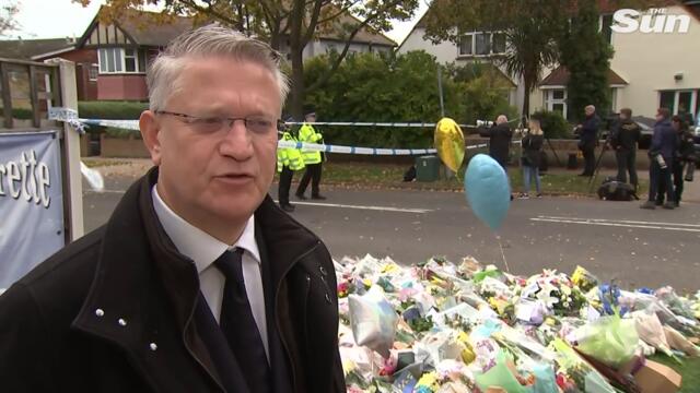Constituents attend vigil to MP Sir David Amess as MP Andrew Rosindell says pays respects