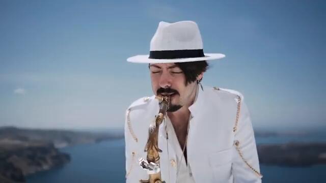 С всеки дъх ,💙 ... Саксофон 👑 The Police - Every Breath You Take S♛1 Sax Remix in Santorini