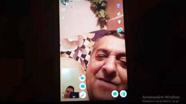 Mr Channel Във Azar Много Смях - Някъв Дядо Прави Смешни Лица и Му Прекъсва Нета 31 октомври 2020 г.