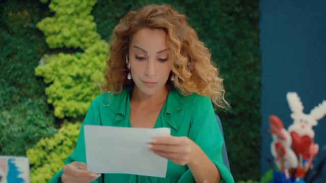 Cansu Dışında Herkes Heyecanlı - Bay Yanlış