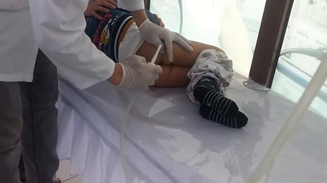 ENEMA. Administering an Enema .Постановка очистительной клизмы. حقنة شرجية