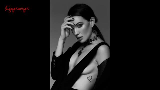 Шейсет секси снимки на красавицата Лина Роскин