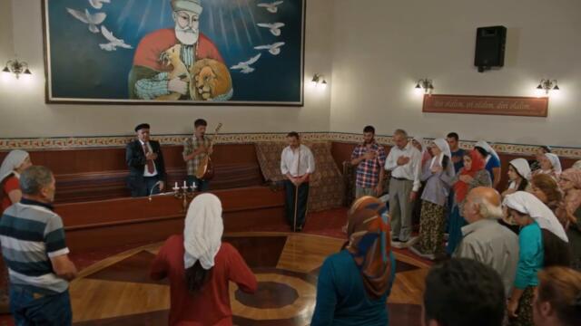 Carina Alevi Ritüeline Katılıyor - Madımak