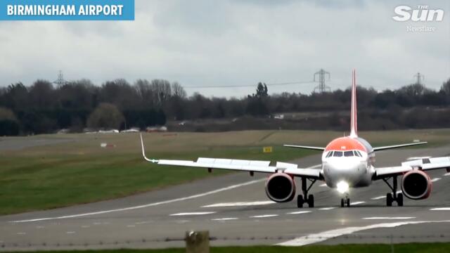 Storm Dudley: Plane struggles to land as red warning issued and PM says army is 'standing by'