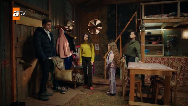 Harika'ya yardım eden yine Ömer abisi oldu... - Kardeşlerim 43. Bölüm