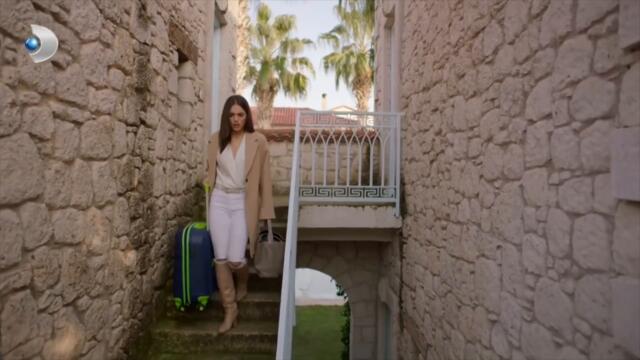 Cenk, Cemre'ye Destek Oldu! - Zalim İstanbul Özel Klip