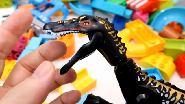 Marble Run Building Blocks ASMR Dinosaur & Animal Tracks