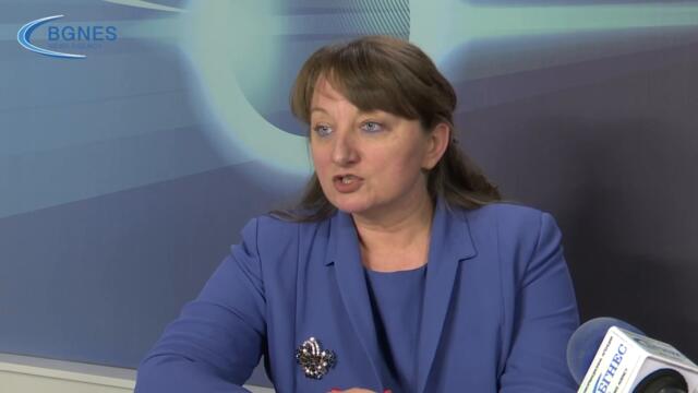 Сачева: Държавата не е фирма, не можеш да я фалираш без последици