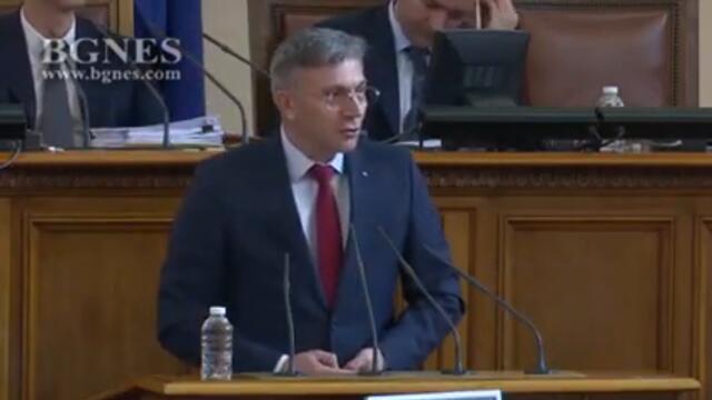 Мустафа Карадайъ: Този кабинет е най-слабият от края на комунизма