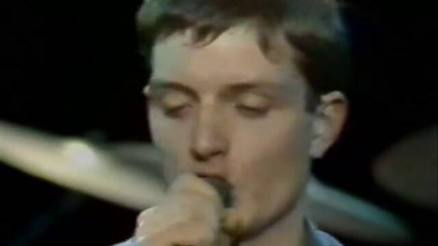 Joy Division - She's Lost Control