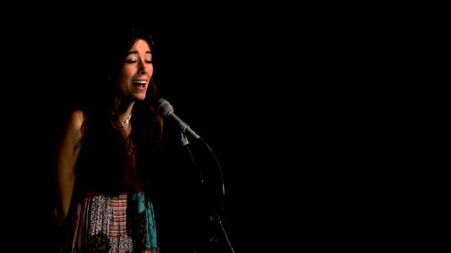 Let No Man Steal Your Thyme - Traditional English/Irish Folk / Isabel Inkcap and Toby Shaer (Live)