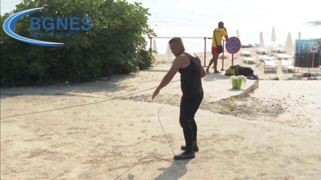 Взривиха противотанкова мина на плажа в Царево