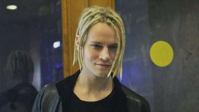 Гордиться русскими нельзя: SHAMANА продолжают травить