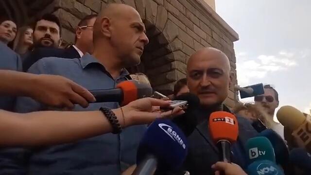 ГЕРБ-СДС се регистрира в ЦИК за участие в парламентарните избори на 2 октомври